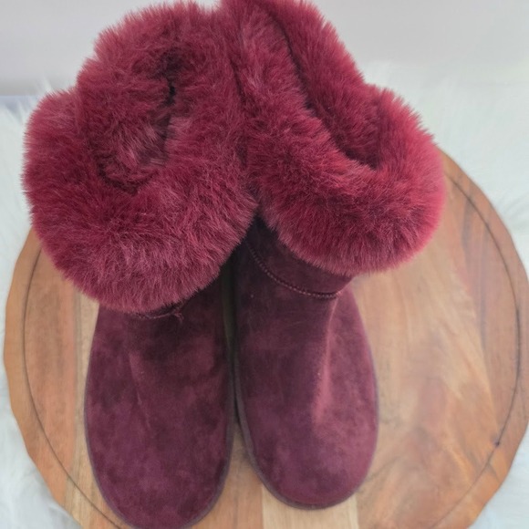 SO Women's Burgundy Faux Fur Trimmed winter Boots Size 7.5 Cozy Plush Lining - Picture 10 of 13